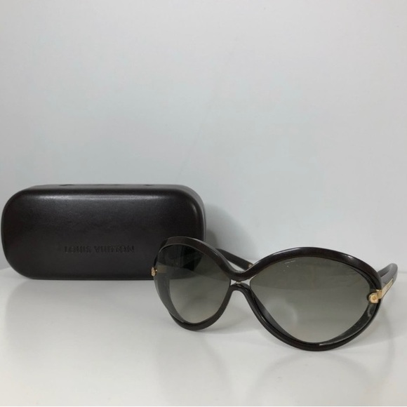 Louis Vuitton Brown Daphne Sunglasses and Case - Picture 2 of 11